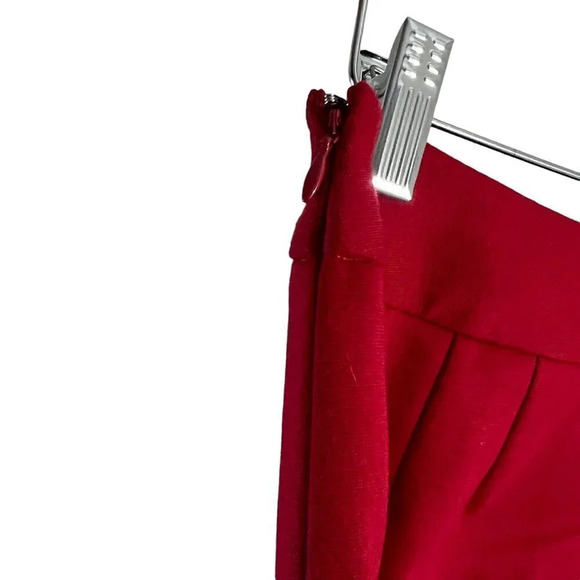 Ann Taylor LOFT Red Skirt Size 2 Petites Chunky Statement Buttons Short Pencil - Picture 5 of 6